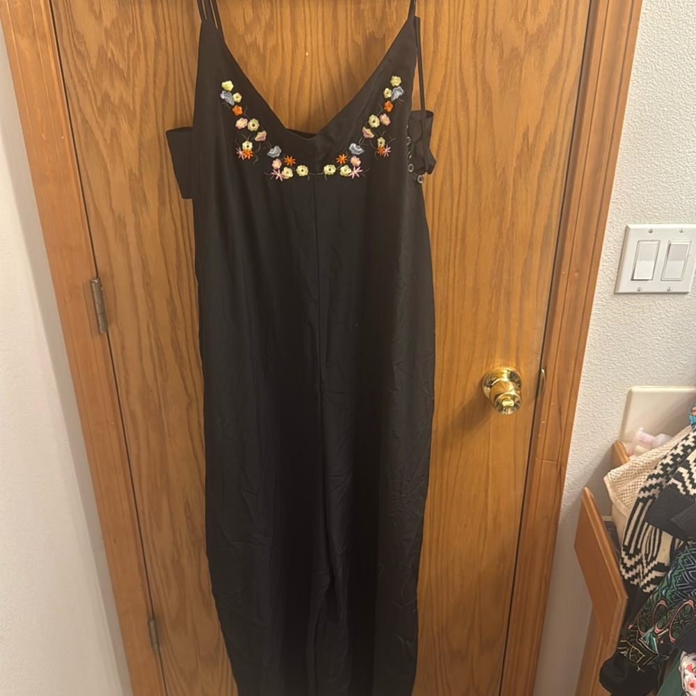 - Jack by BB Dakota jumpsuit black with embroidered flowers size large